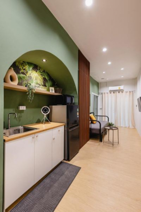 Budget Prime Location 2 BR 6 Persons Patong Beach